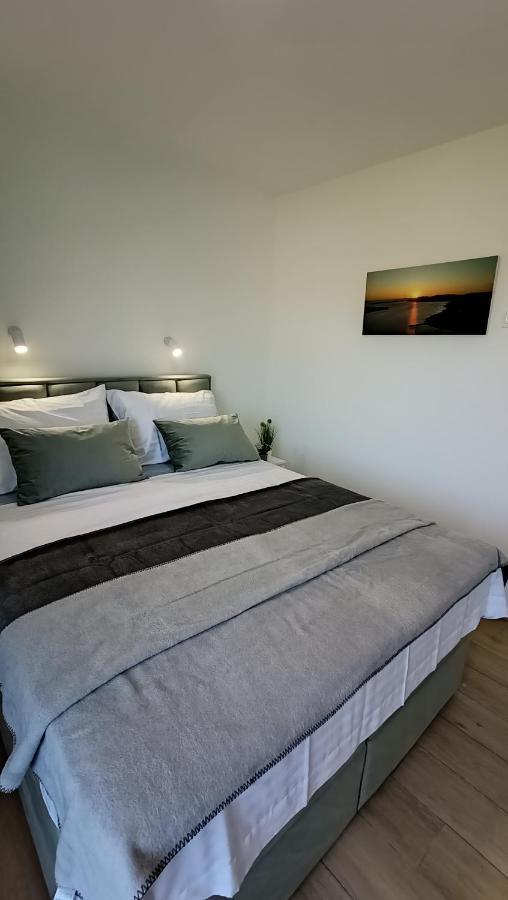 Villa Adriatic Sunrise ชิเบนิก ภายนอก รูปภาพ